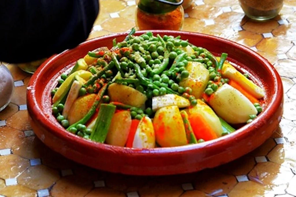 Morocco Travel Guide: Traditional Moroccan tagine dish